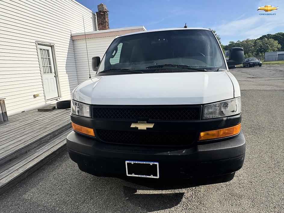 chevrolet express cargo 2019 1GCWGBFB6K1198526 image chevrolet express cargo 2019 1GCWGBFB6K1198526 image